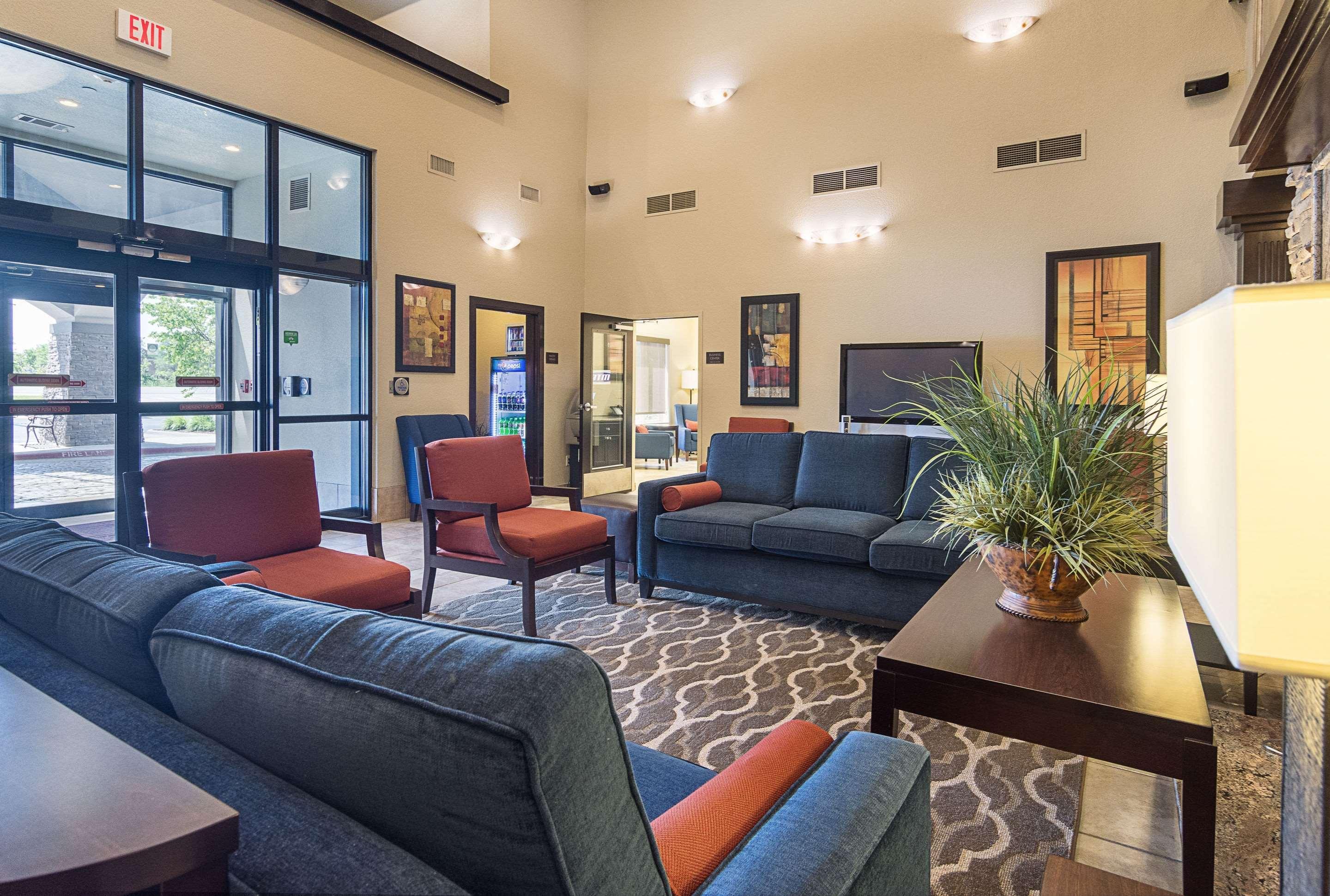 Comfort Inn Bentonville - Crystal Bridges Екстер'єр фото