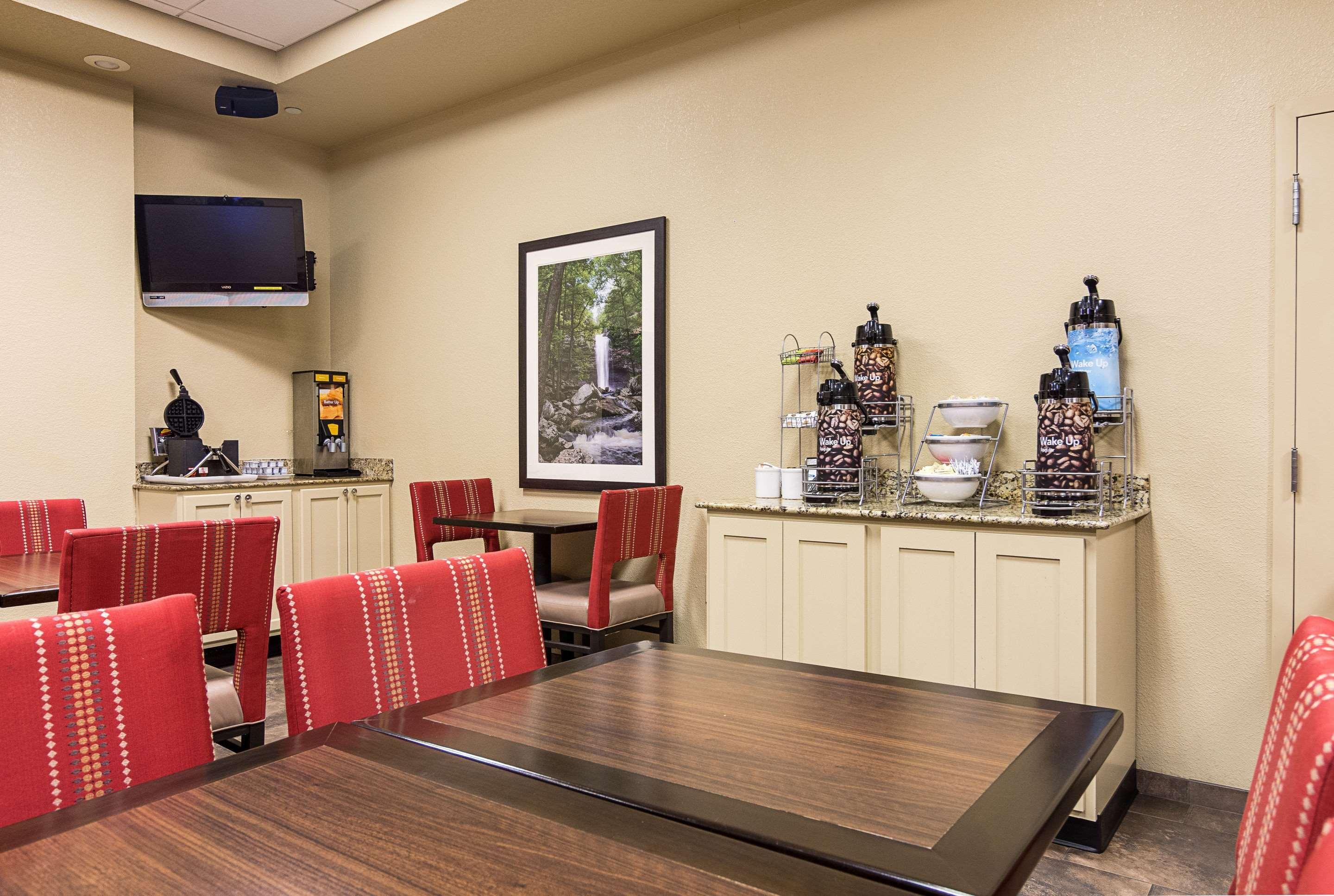 Comfort Inn Bentonville - Crystal Bridges Екстер'єр фото