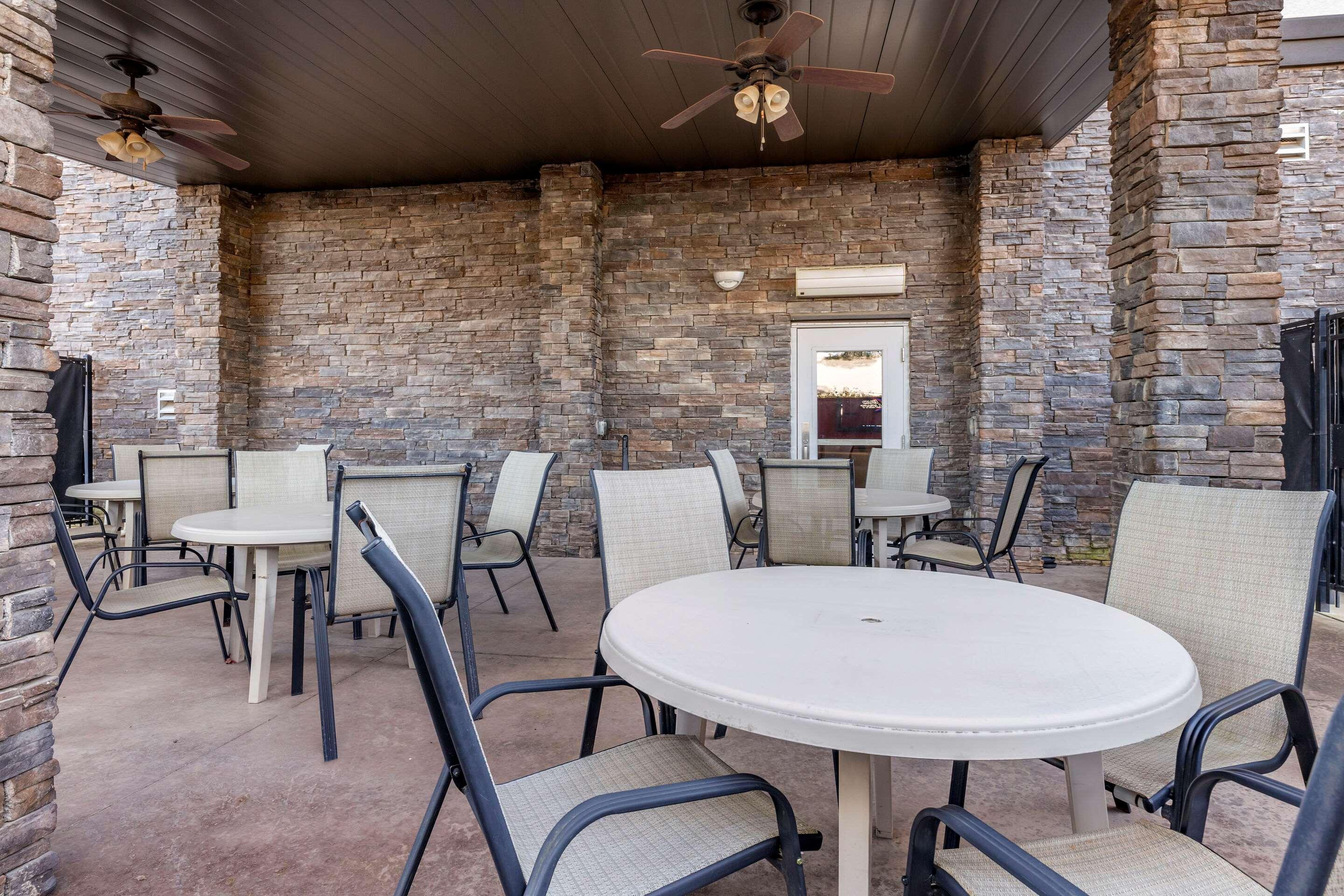 Comfort Inn Bentonville - Crystal Bridges Екстер'єр фото