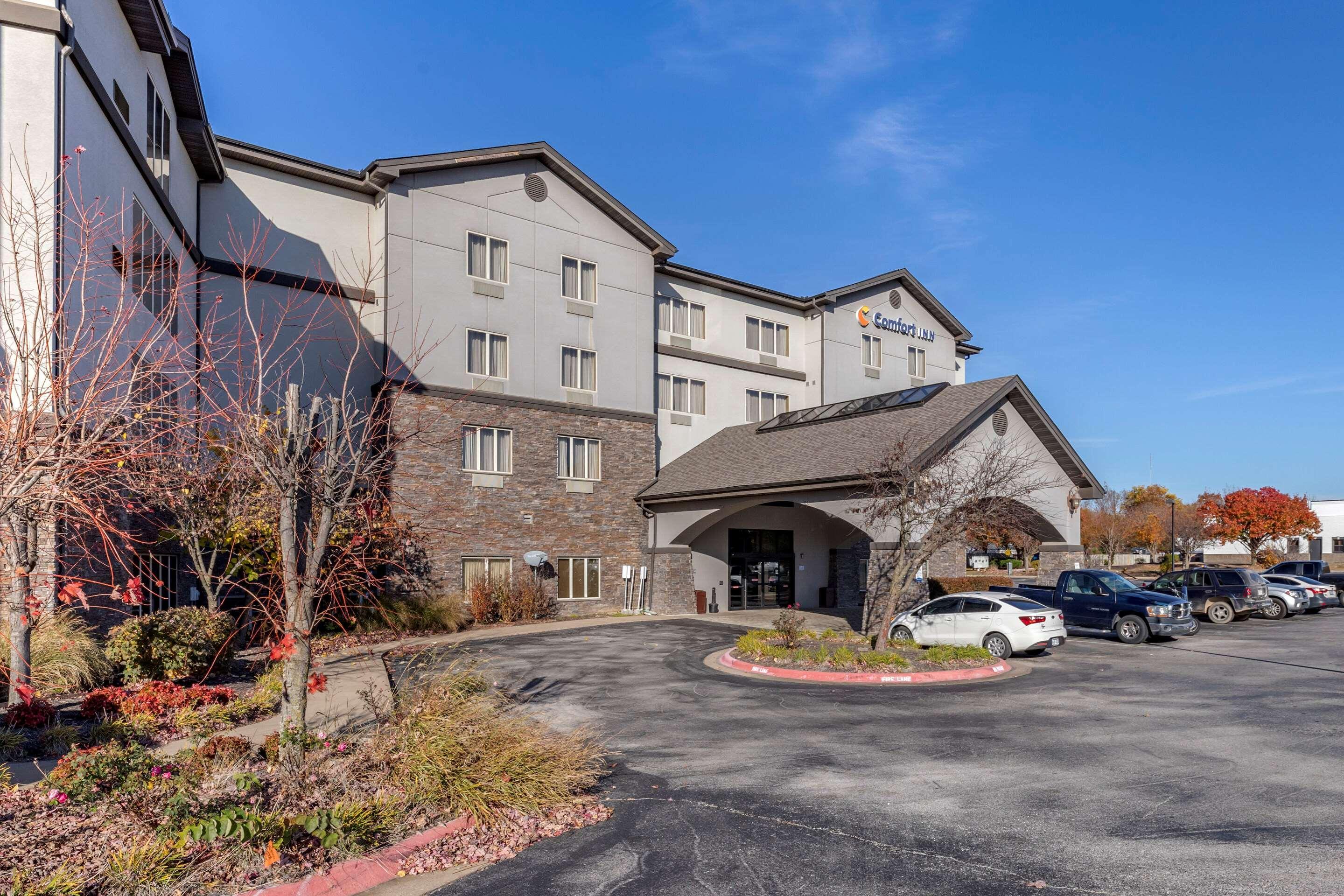 Comfort Inn Bentonville - Crystal Bridges Екстер'єр фото